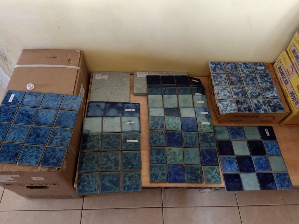 jual mozaik kolam renang