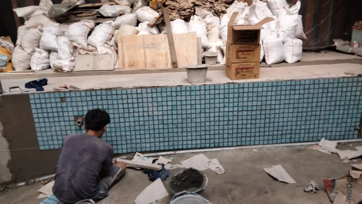 urutan pemasangan mozaik